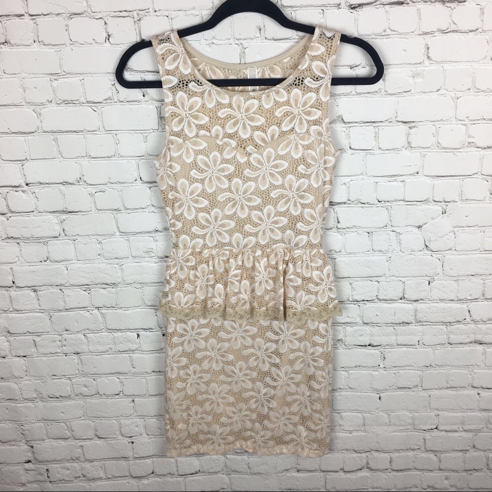 Estam Cream/White Peplum Dress Sz S